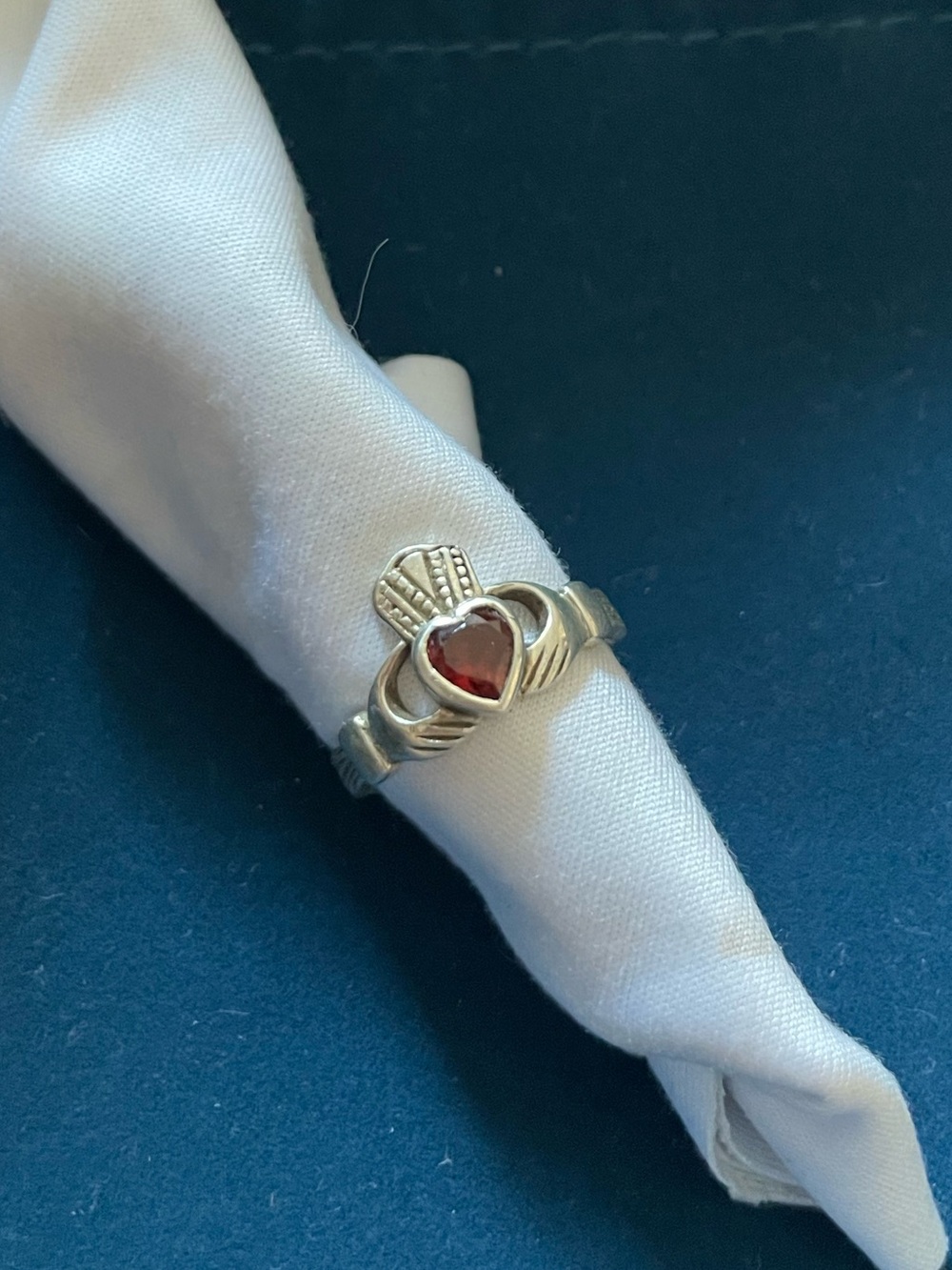 Women’s Vintage Claddagh friendship ring Silver 925 size 6